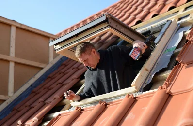 Pose de fenêtres de toit Velux à Lauzès